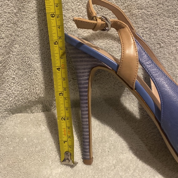 Guess platform heels size 8 1/2. - Picture 7 of 7